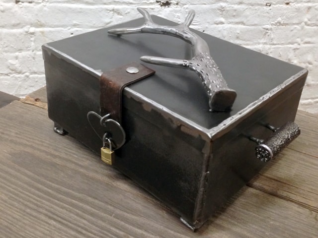 Antler Steel Box