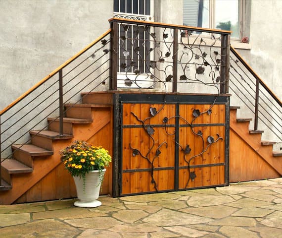 steel railing with leaf design